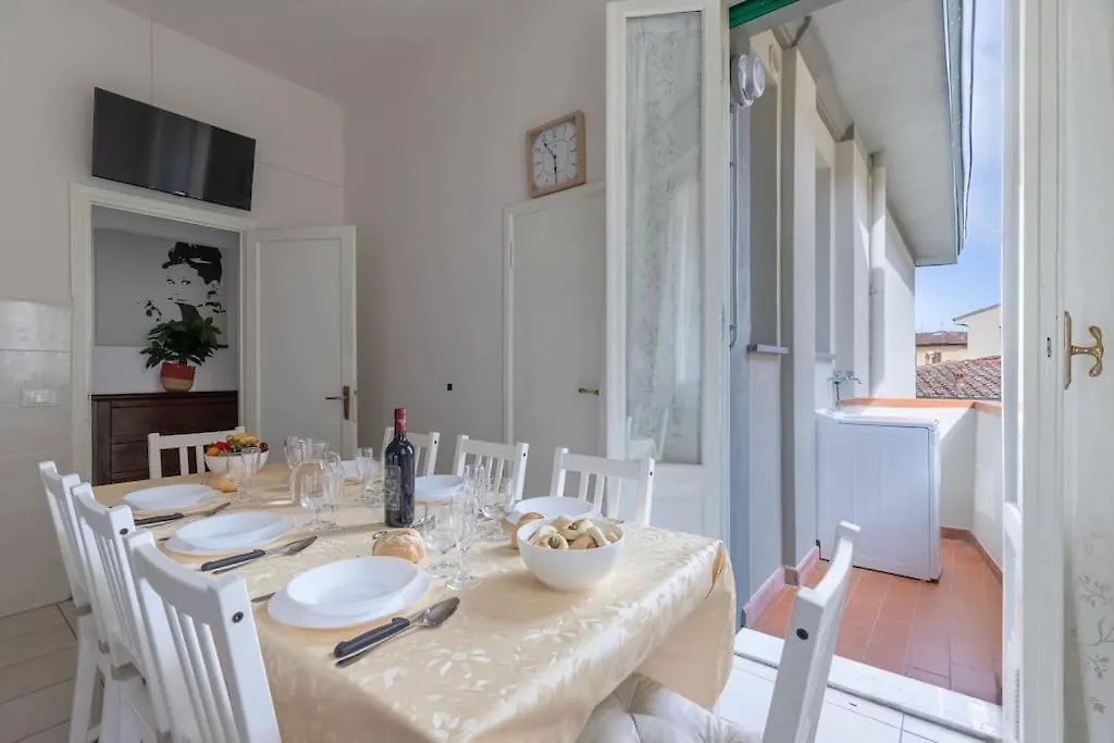 Santa Maria Novella Large Apartment Florence 0*,